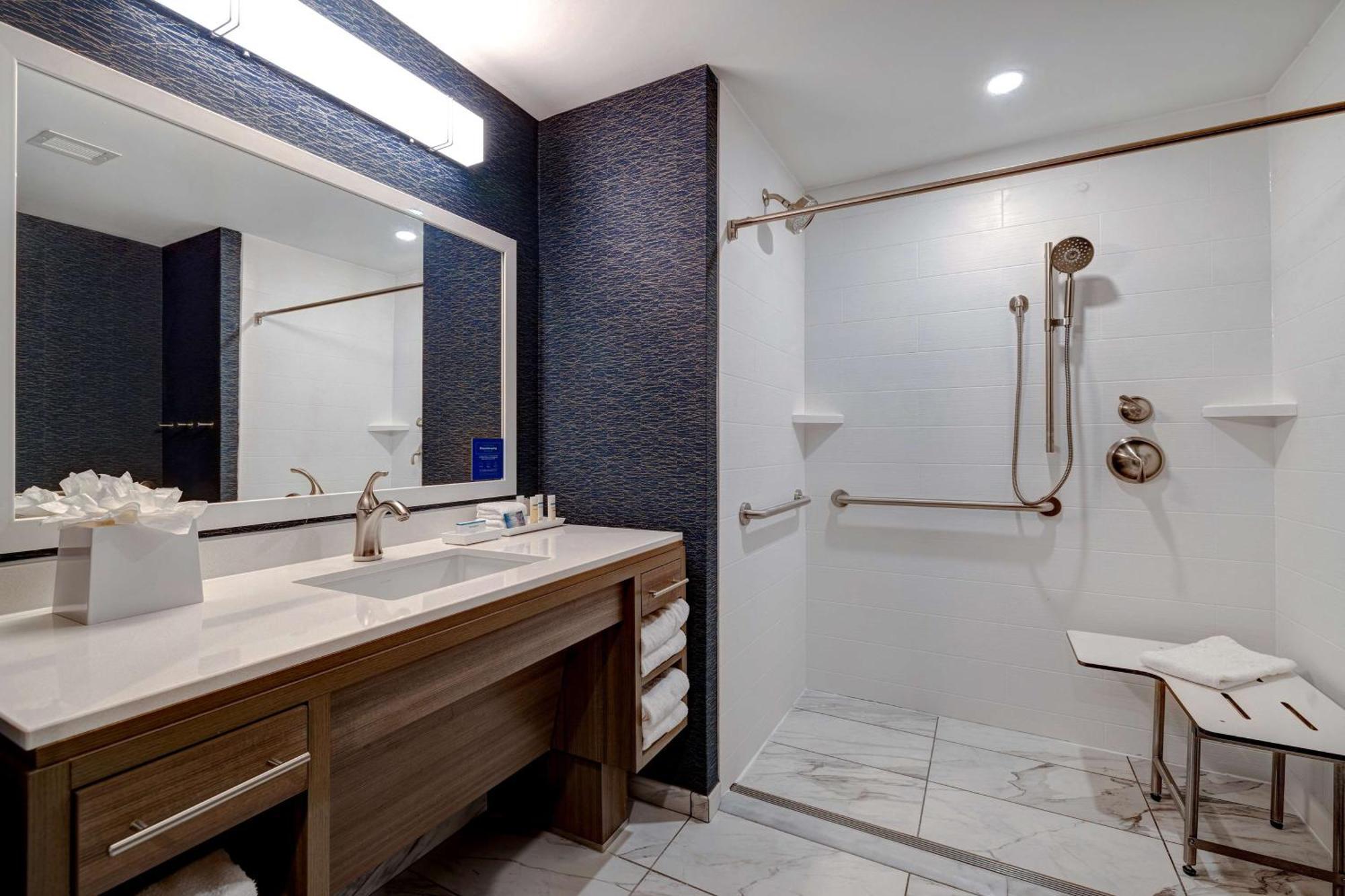 Home2 Suites By Hilton Nashville Downtown-Metrocenter Екстериор снимка